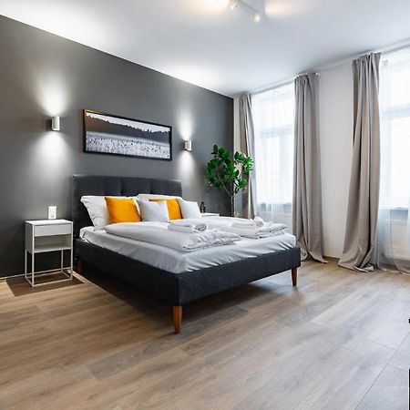Newley Renovated Apartment Next To Hannovermarkt Bécs Kültér fotó