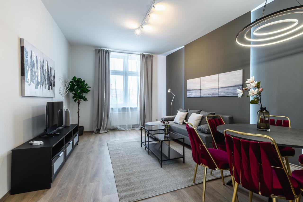 Newley Renovated Apartment Next To Hannovermarkt Bécs Kültér fotó