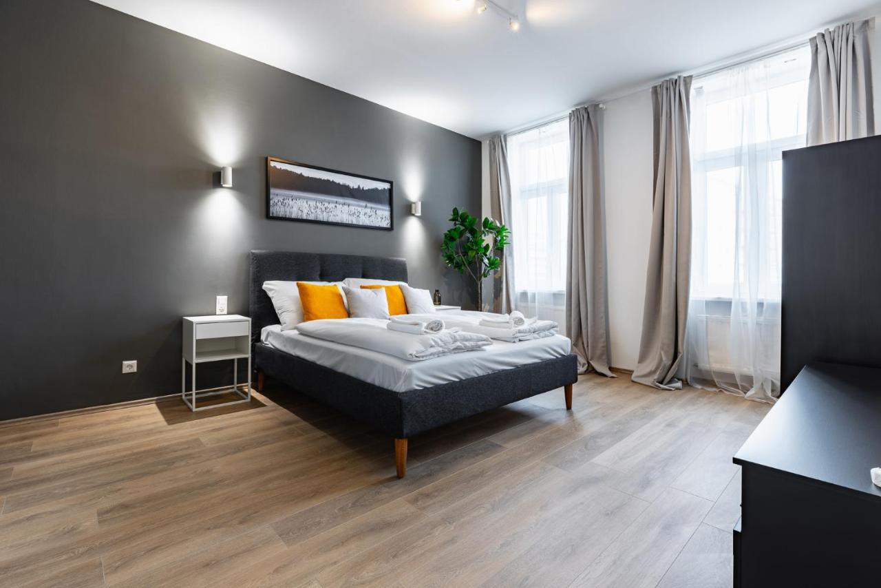 Newley Renovated Apartment Next To Hannovermarkt Bécs Kültér fotó